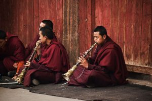 monks play beinsa duno music